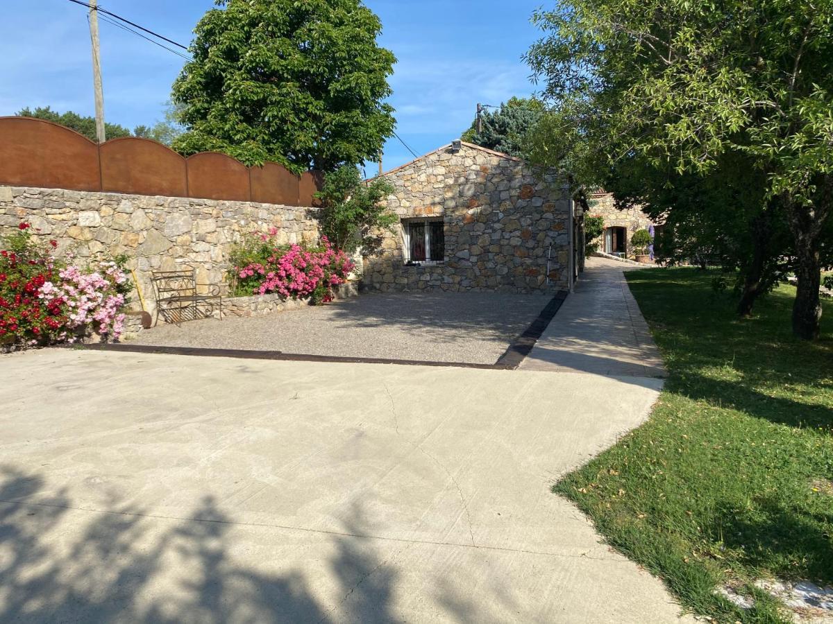 Le Hameau Des Vanades Ampus Exterior foto